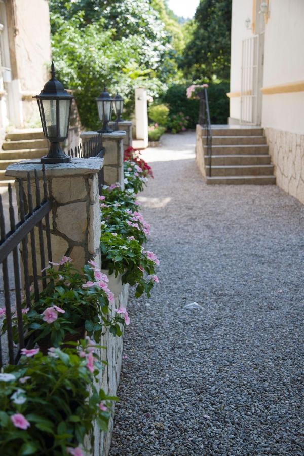 Vila Zahumka Mostar Bagian luar foto