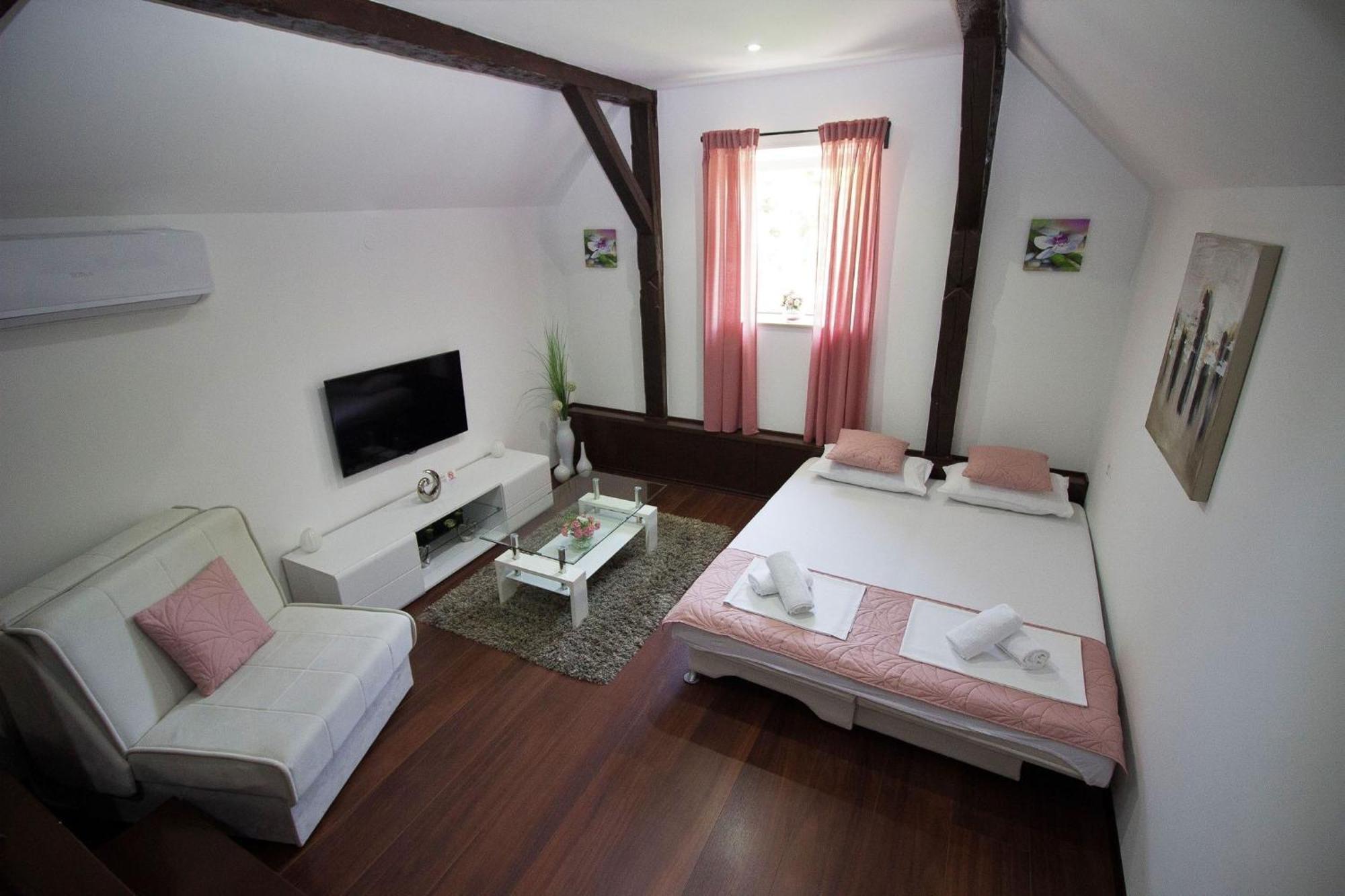 Vila Zahumka Mostar Bagian luar foto